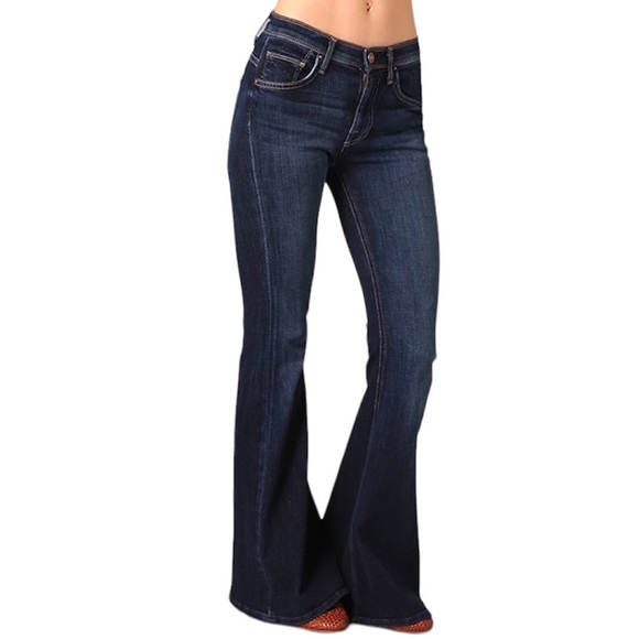 7 for all mankind The Lexi Petite Bellbottom Jeans Sz 26 - Picture 1 of 13